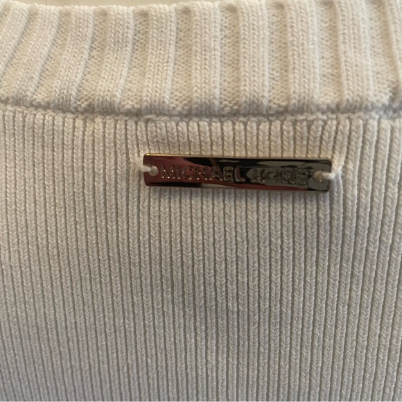 Micheal Kors classy sweater size small - Picture 4 of 4
